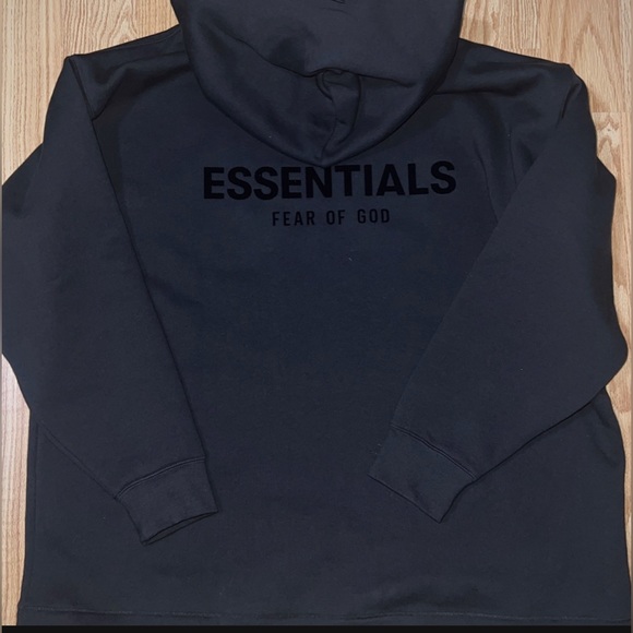 Black essentials relaxed fit